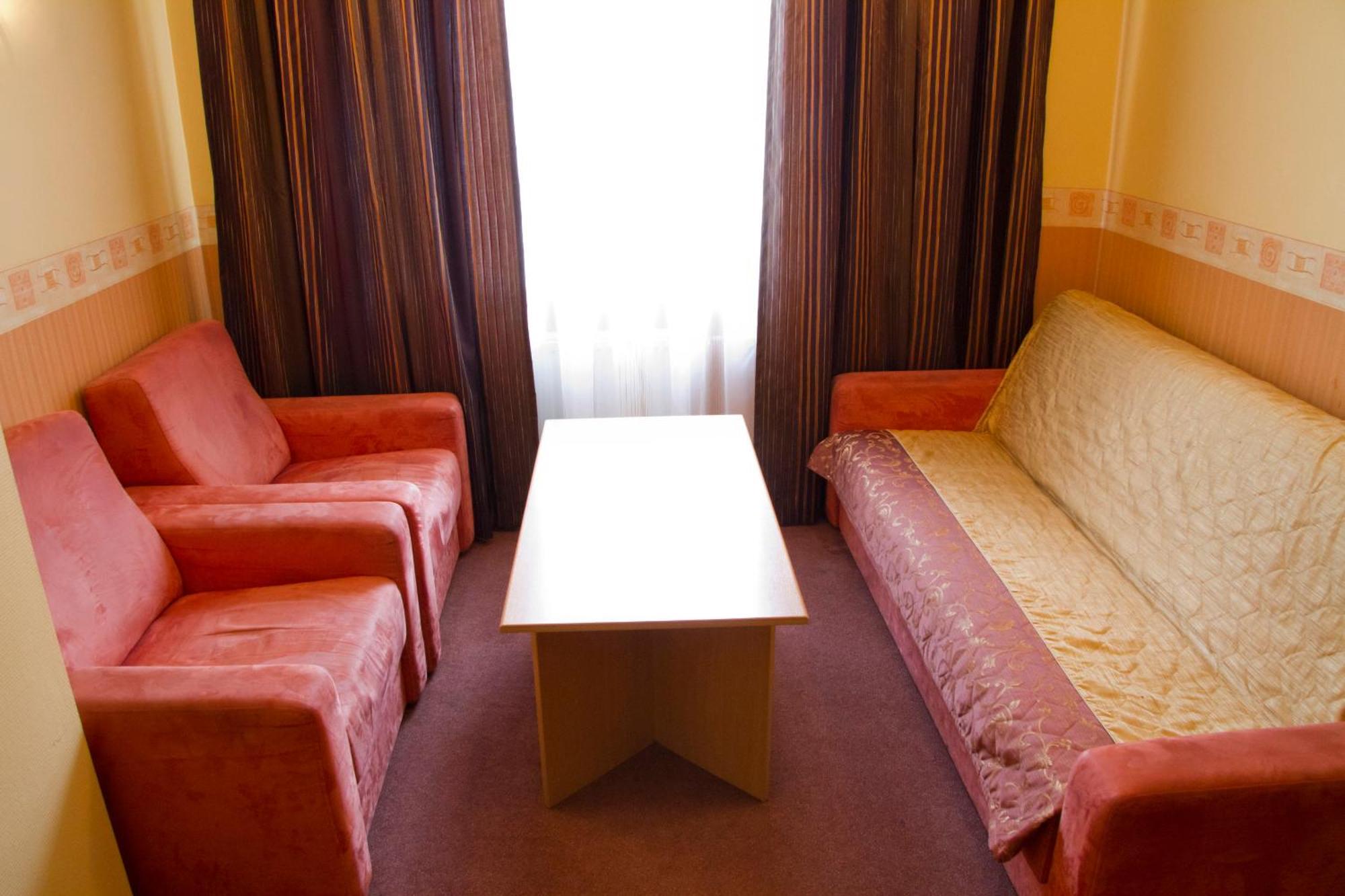 Hotel Iskra Rzeszów Εξωτερικό φωτογραφία