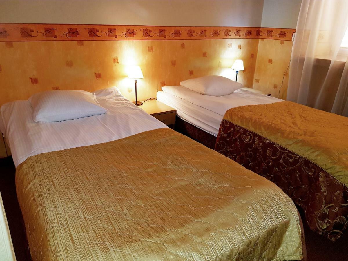 Hotel Iskra Rzeszów Εξωτερικό φωτογραφία