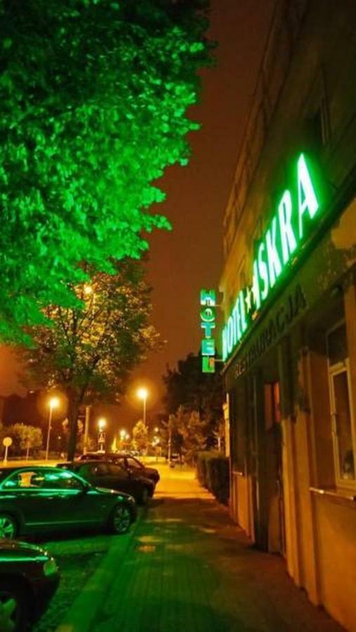 Hotel Iskra Rzeszów Εξωτερικό φωτογραφία